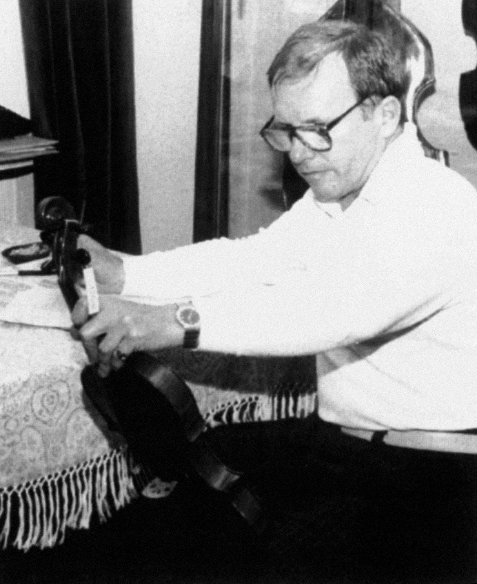 Przewodniczącym międzynarodowego jury Konkursu był Józef Bartoszek, laureat I nagrody piątej edycji Konkursu w 1977 r.