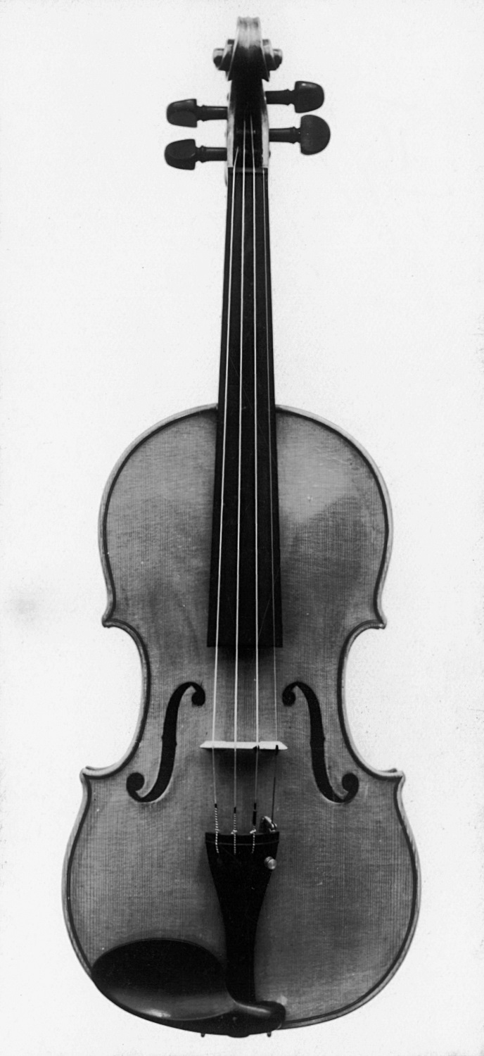 Third Prize - Josef Poetzl (Czechoslovakia).