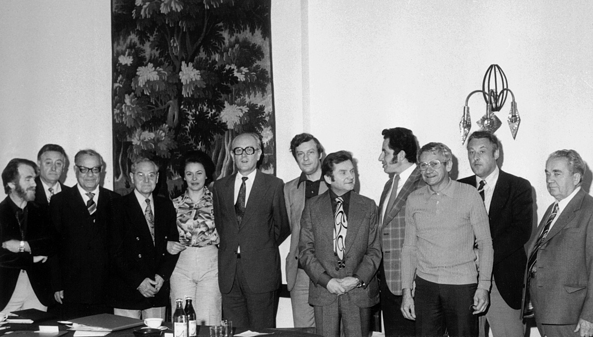 Jury. Od lewej: Renato Scrollavezza – Włochy, Louis Poulet – Belgia (wiceprzewodniczący), Boris Dobrochotow – ZSRR, Max Millant – Francja, Jadwiga Kaliszewska – Polska, Włodzimierz Kamiński – Polska (przewodniczący), Jerzy Wielbut – Polska, Zenon Płoszaj – Polska (sekretarz), Eckart Richter – NRD, Premysl Spidlen – Czechosłowacja, Karl Roy – RFN i Józef Świrek – Polska.