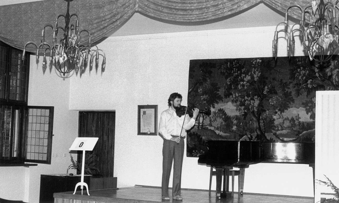 Testy muzyczne na konkursowych instrumentach wykonywał Michał Grabarczyk.