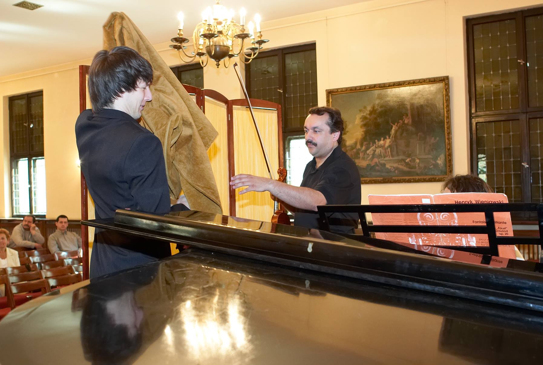 Acoustic evaluation of violins in chamber hall. Bartosz Bryła – soloist.