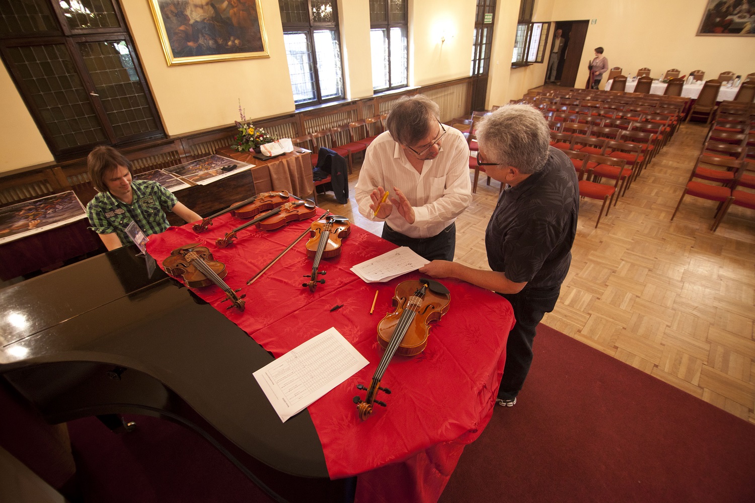 Jury members – violinists. Dima Tkachenko (Ukraine), Roman Lasocki (Poland) and Herbert Greenberg (USA).