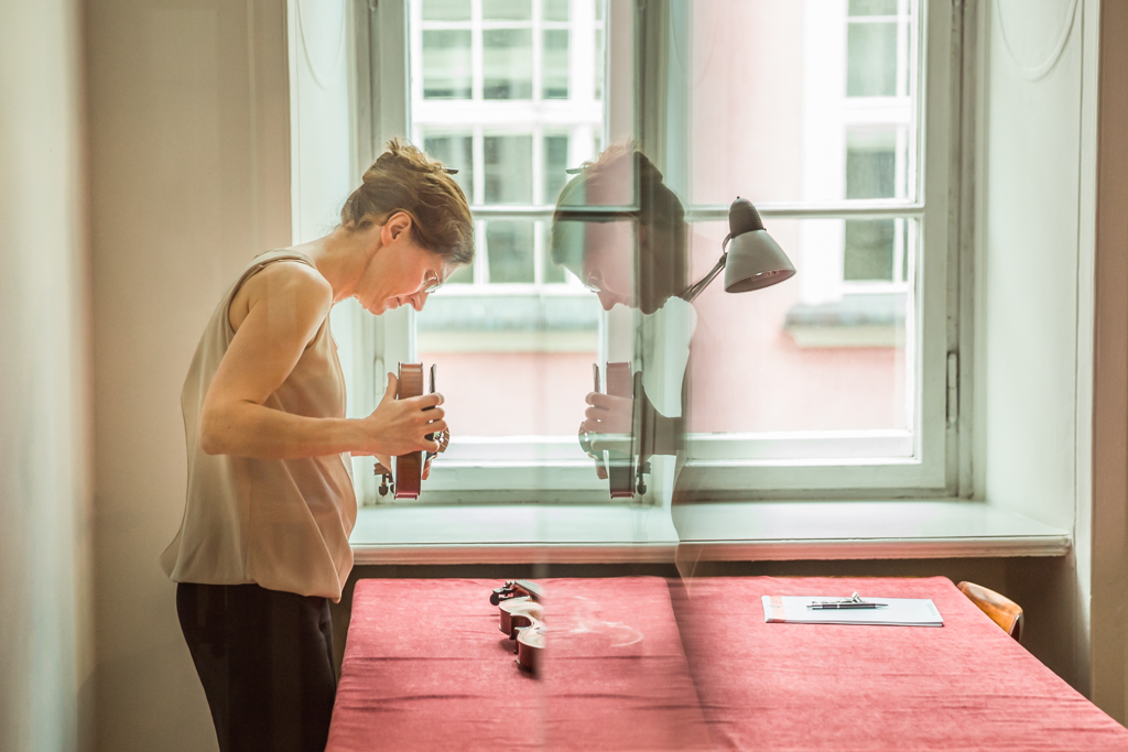 Ulrike Dederer ocenia pierwsze instrumenty (08.05.2016)