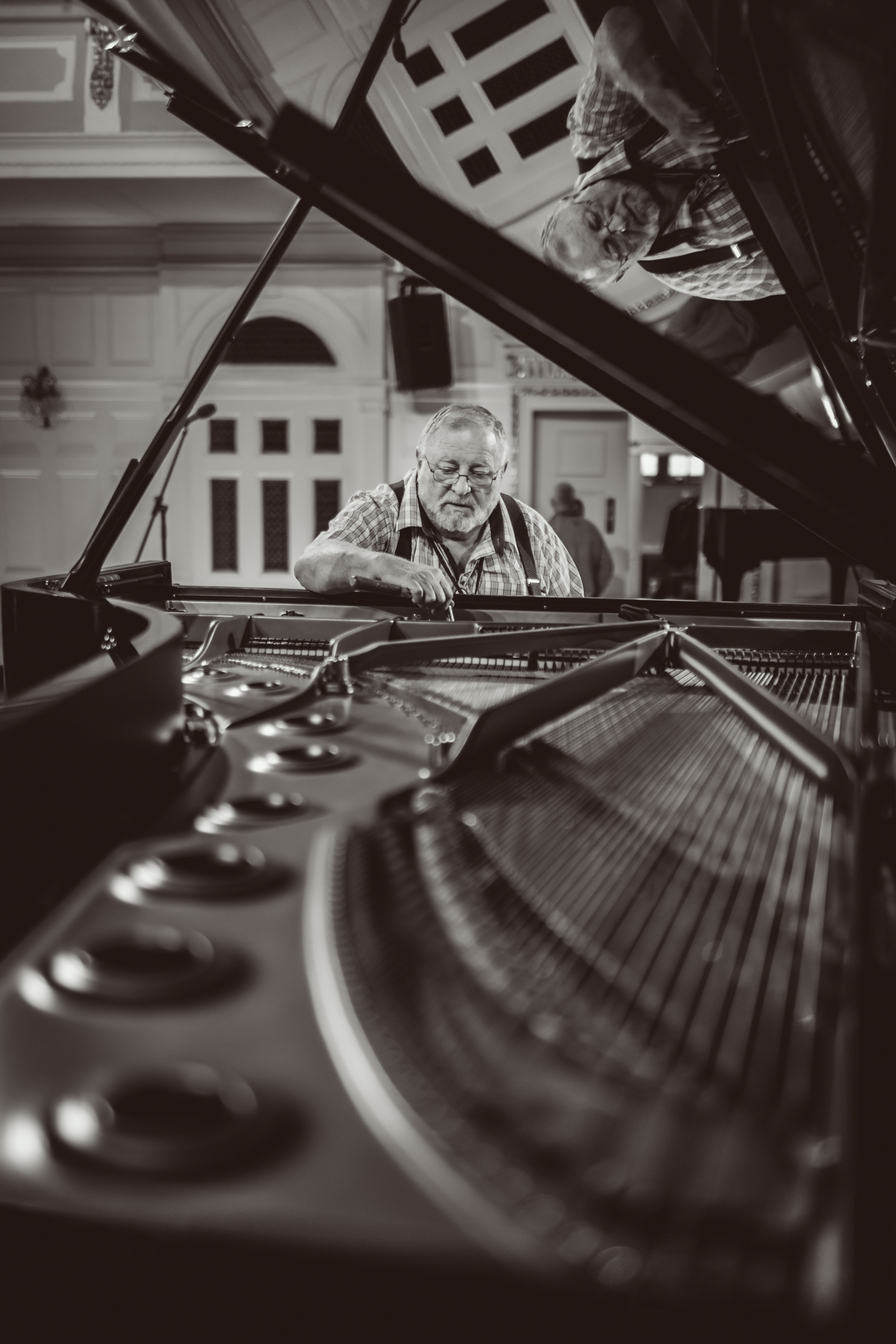 RR Studio. Marek Koczy - stroiciel konkursu.