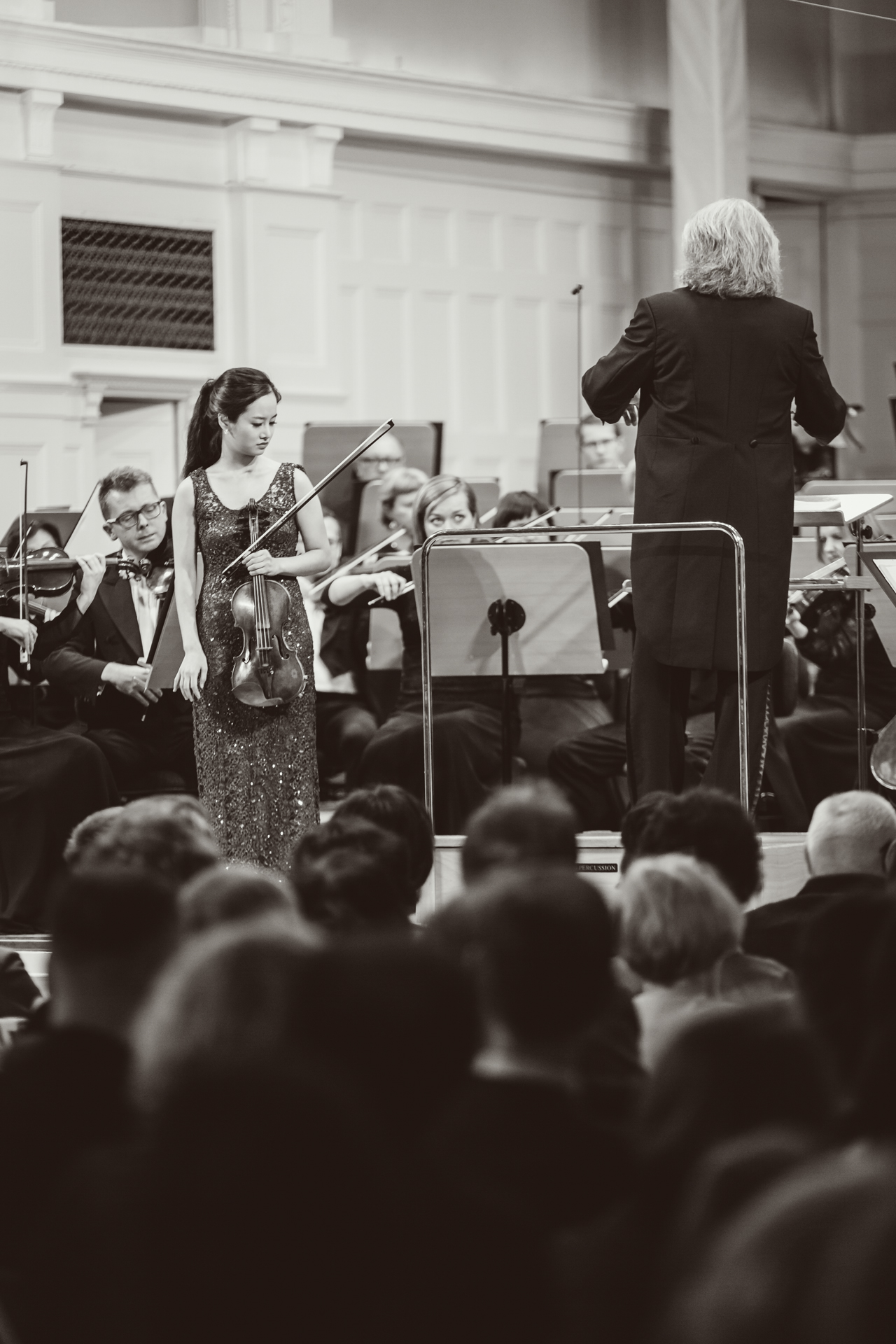RR Studio. Bomsori Kim (Korea), Orkiestra Filharmonii Poznańskiej pod dyr. Marka Pijarowskiego