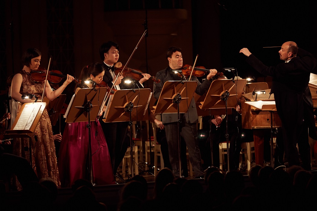 Maxim Vengerov i Laureaci 15. Konkursu Wieniawskiego, Akademicka Orkiestra Symfoniczna w Sankt Petersburgu pod dyr. P. Sułkowskiego. II International Violin Festival (violinfest.org). Fot. Daniil Rabovsky