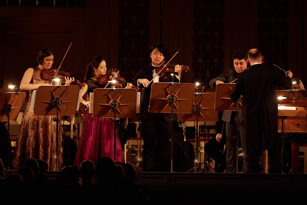 Maxim Vengerov i Laureaci 15. Konkursu Wieniawskiego, Akademicka Orkiestra Symfoniczna w Sankt Petersburgu pod dyr. P. Sułkowskiego. II International Violin Festival (violinfest.org). Fot. Daniil Rabovsky