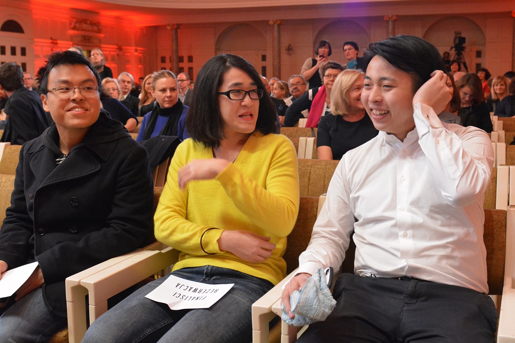 Ogłoszenie wyników. Od lewej Luke Hsu, Ryosuke Suho, Seiji Okamoto. Fot. T. Boniecki