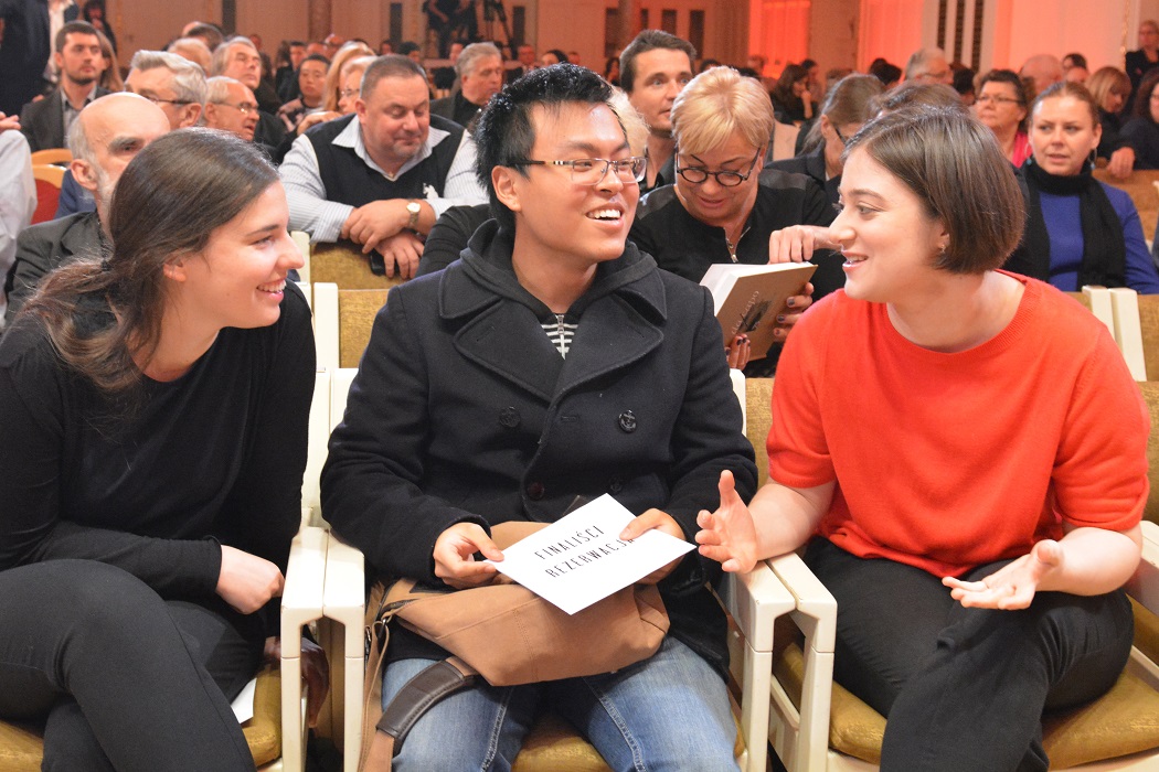 Ogłoszenie wyników. Od lewej Veriko Tchumburidze, Bomsori Kim, Richard Lin. Fot. T. Boniecki